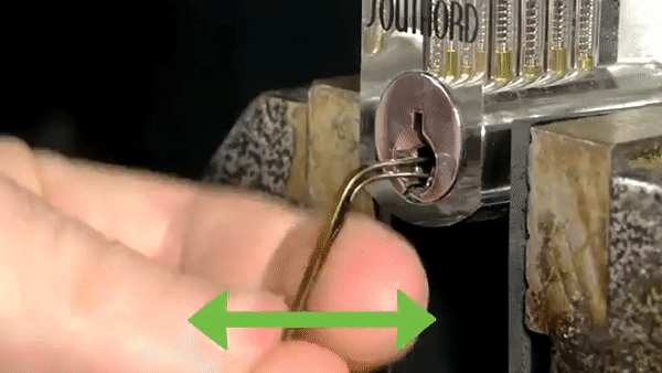 一把透明锁,两个女生常用的发卡,揭秘开锁原理