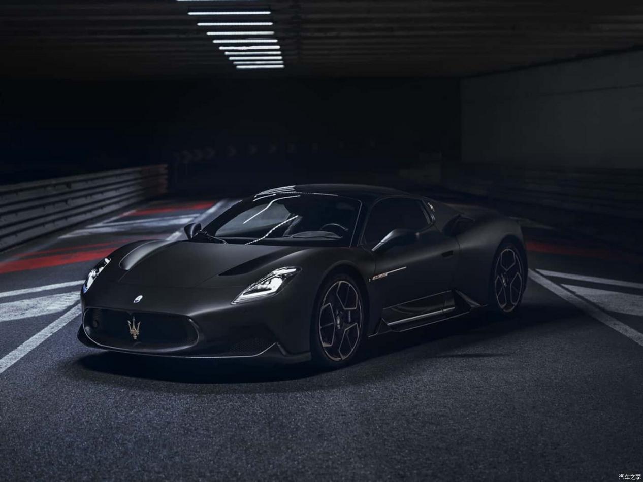 采用全黑涂装,玛莎拉蒂mc20 notte限量版官图发布