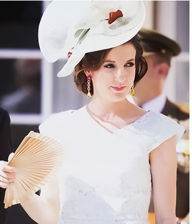 卢森堡大公夫人:被公主婆婆嫌弃24年,却看不上同是平民的儿媳妇