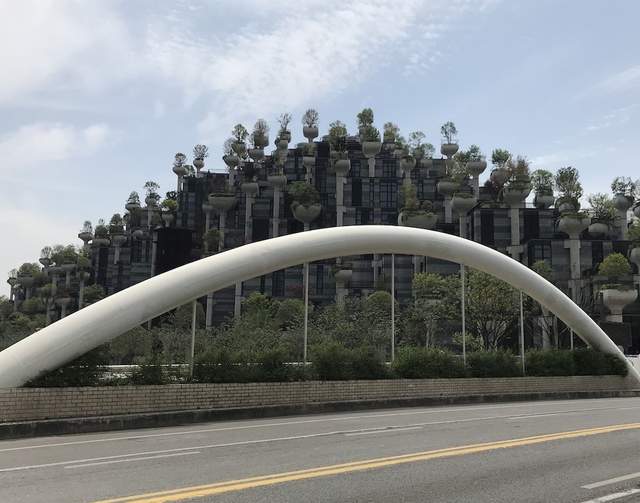 现实版巴比伦空中花园——上海"天安阳光半岛""1000 trees"