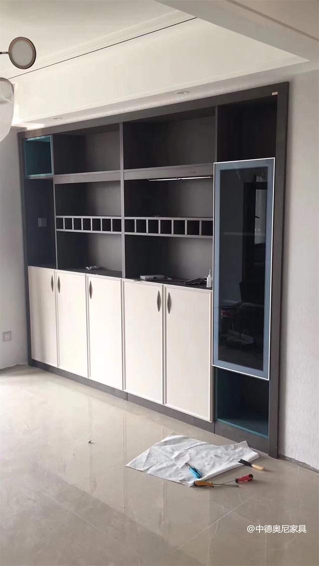 教你如何选择酒柜