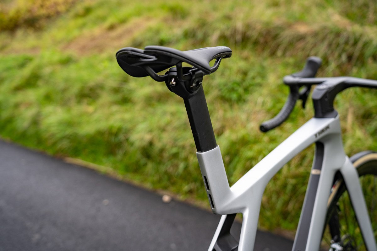 崔克(trek)目前最快也是最快的公路车——第七代madone slr 9