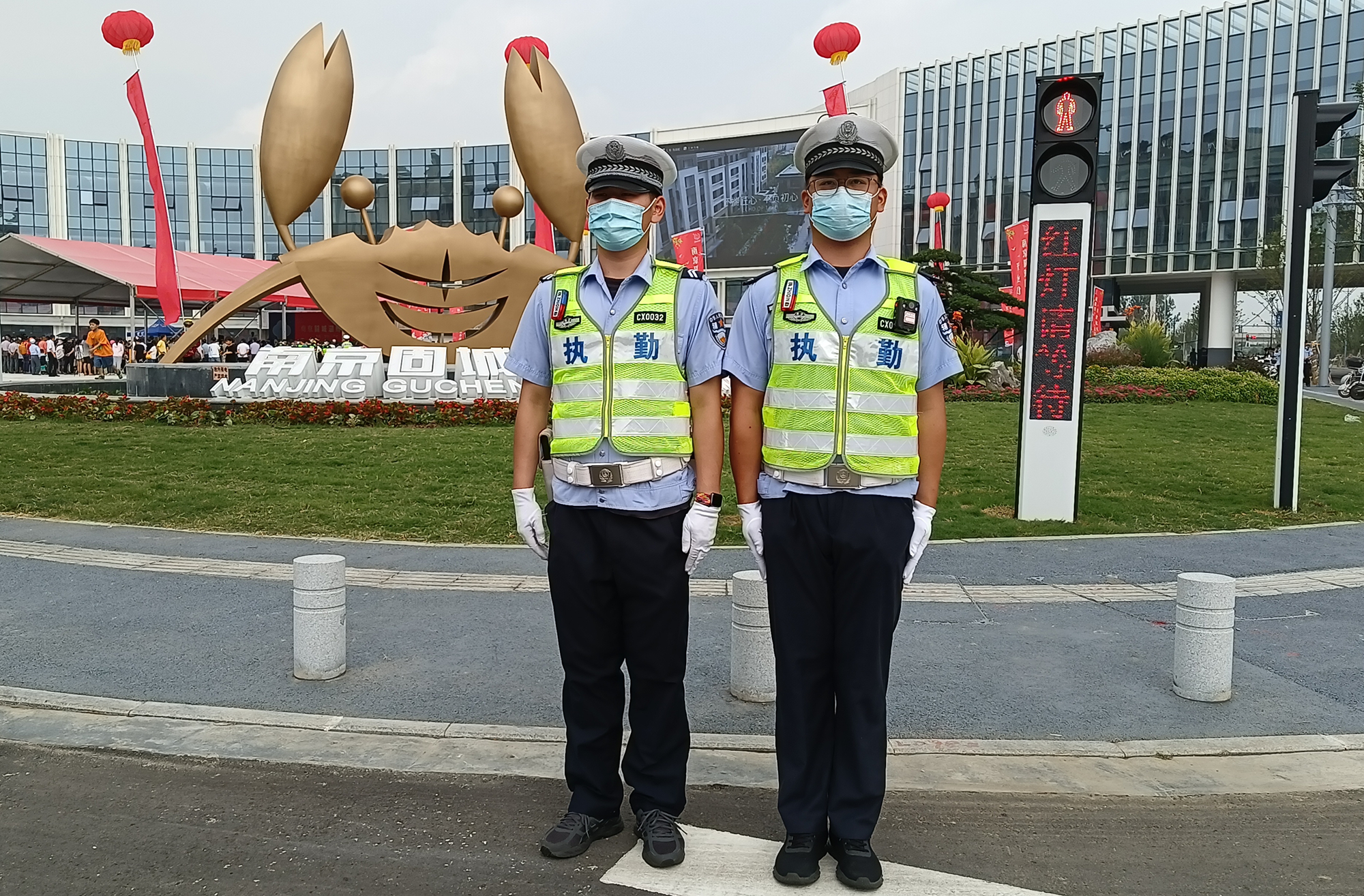 南京市高淳区交警大队:多举措为固城湖螃蟹城运行"保驾护航"