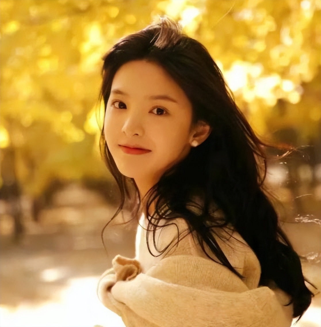 "初恋脸"的女生,一般有这些特征,不愁没人追,看看你是吗?