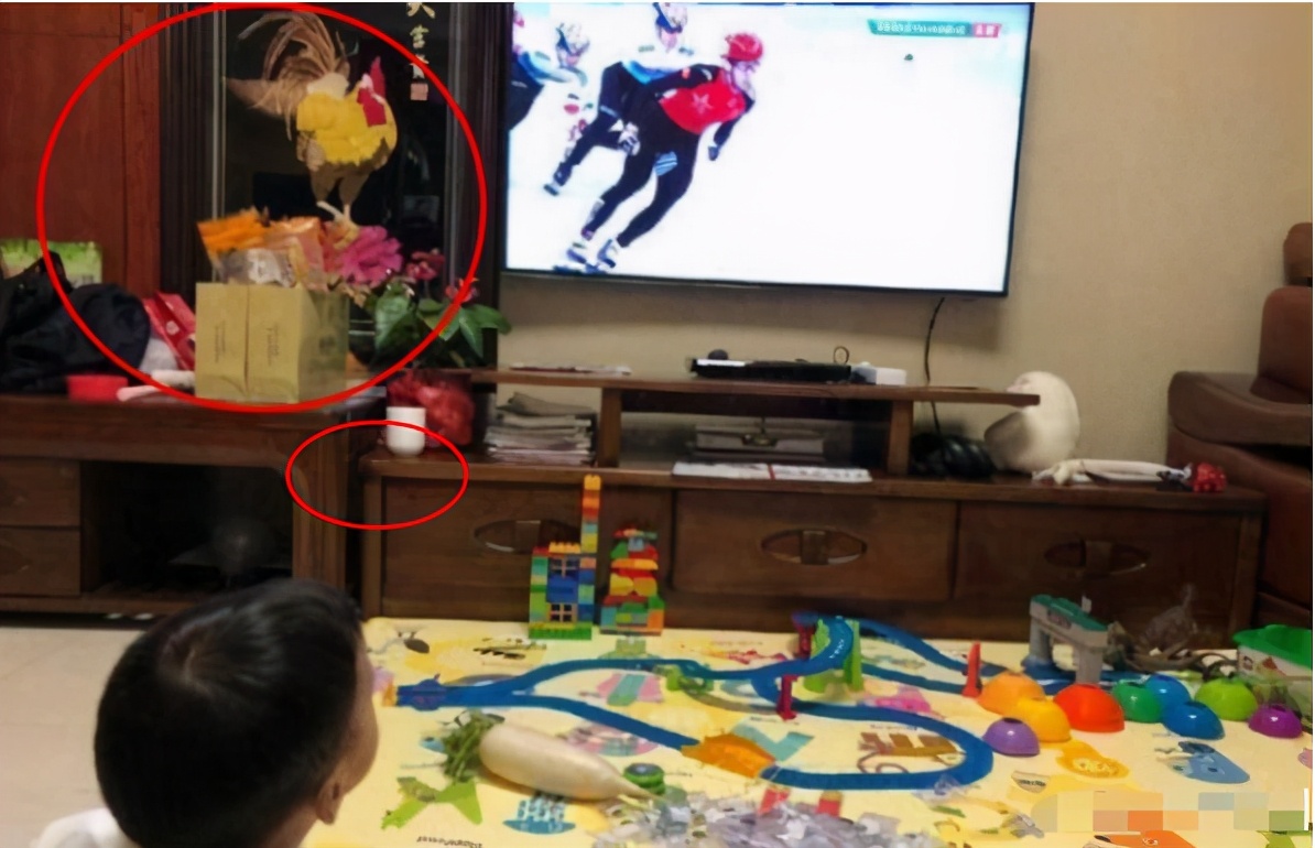 看看吴京的豪宅,身价20亿家中装修简约,这才是大家学习的榜样