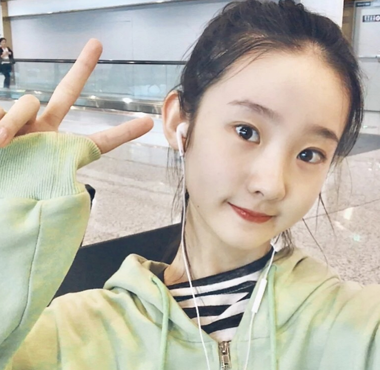 徐峥陶虹携手女儿狂热追捧tfboys!邓恩熙,张艺凡亮相演唱会!