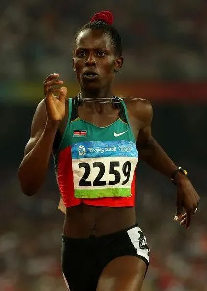 800米世界纪录保持者图片