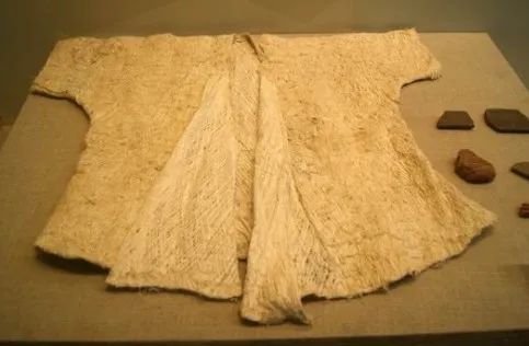远古时期衣服图片