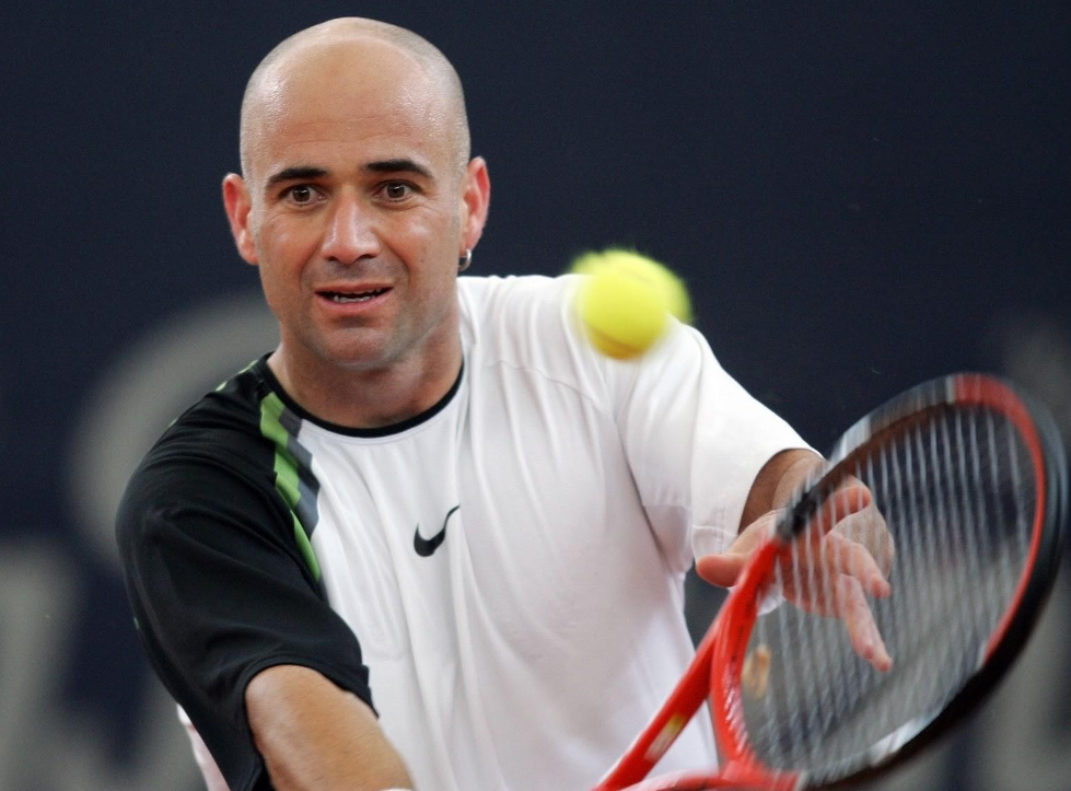 阿加西好福气!前妻是漂亮的波姬小丝,二婚娶美女冠军,恩爱21年