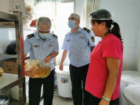 [图]守护秋季校园食品安全！曲江区市场监管局这样做