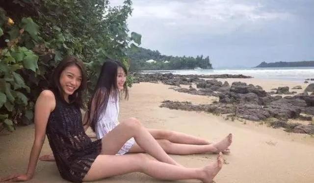 "音乐诗人"游鸿明:人红不忘本,娶普通老婆,一心一意相爱40年