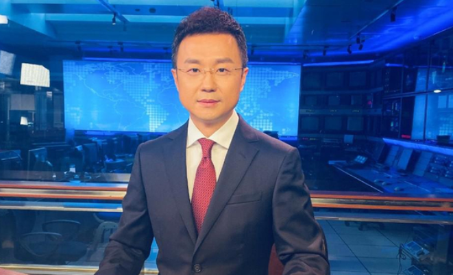 央视刚强扛大梁,幕后主持残奥会声音出圈,娶二婚春妮罕见秀恩爱