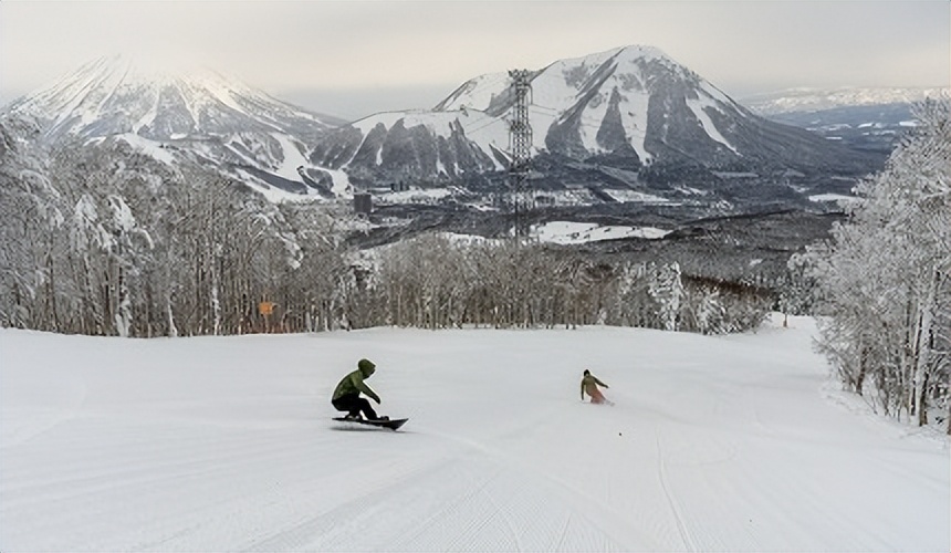 北海道滑雪推荐:留寿都度假村,37条粉雪滑雪道,雪屋bbq
