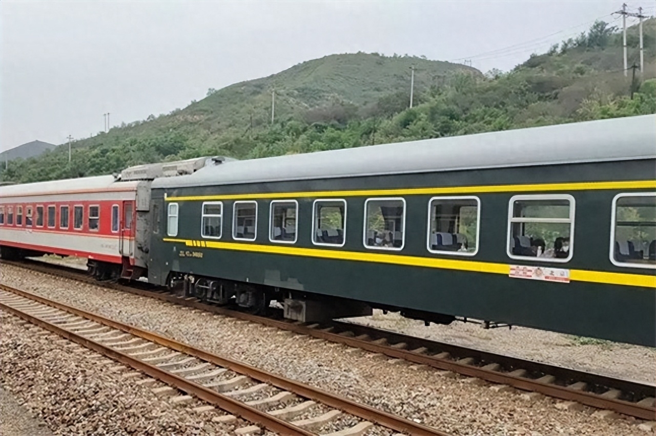 关广富:被破格提拔,任湖北省委书记,宣布任命前一刻自己才知道