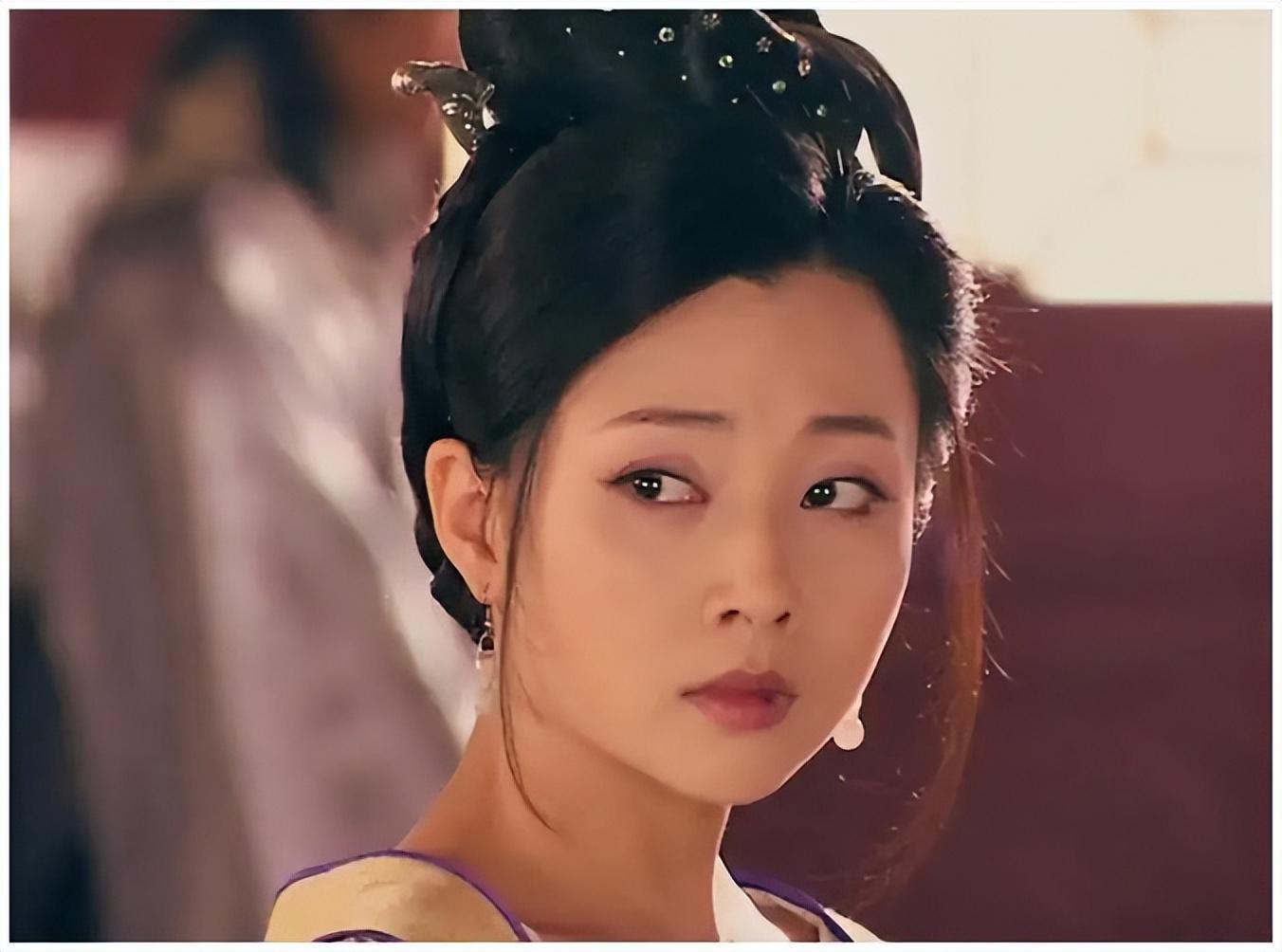 回顾殷桃的痣王祖贤的牙不整容的纯天然女星服这7位