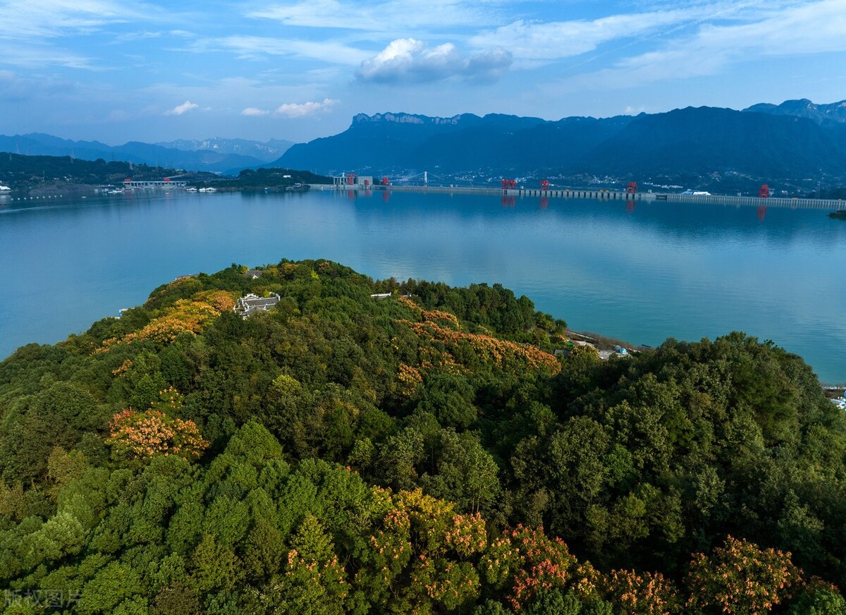 湖北省宜昌市,14时,三峡大坝坝前秭归县茅坪水位为174.58米