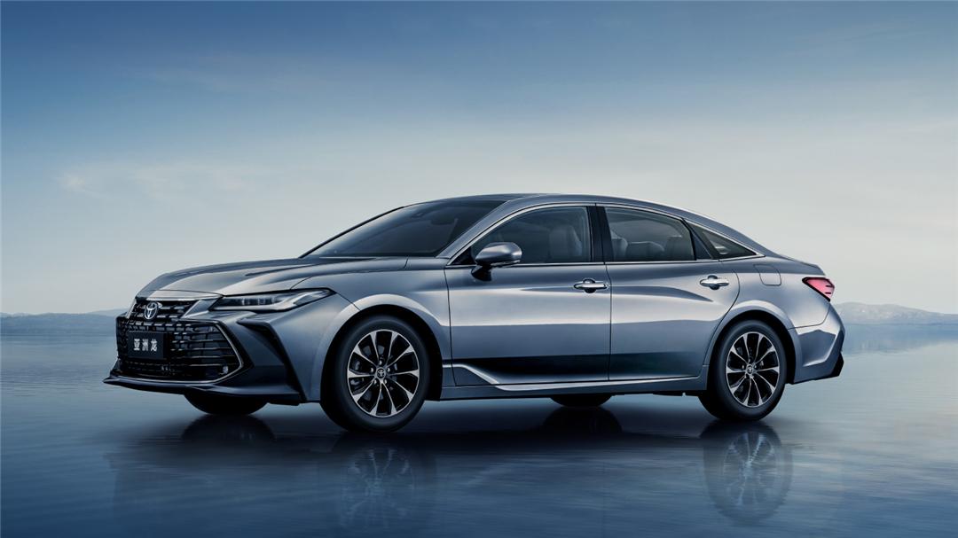 一汽丰田亚洲龙2.0l臻选版上市