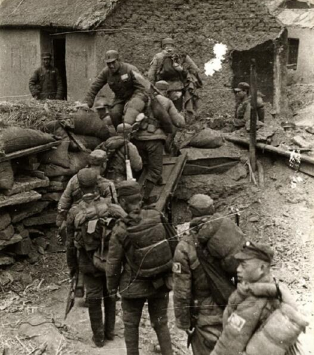 一个民国县长的回忆:台儿庄大战后,到战场捡了十几马车枪支弹药