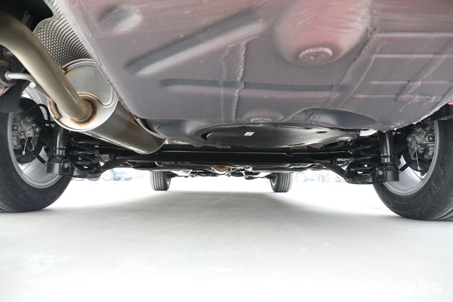 打工族买的起的高档车,纯"德系血系",耗油量5.7l