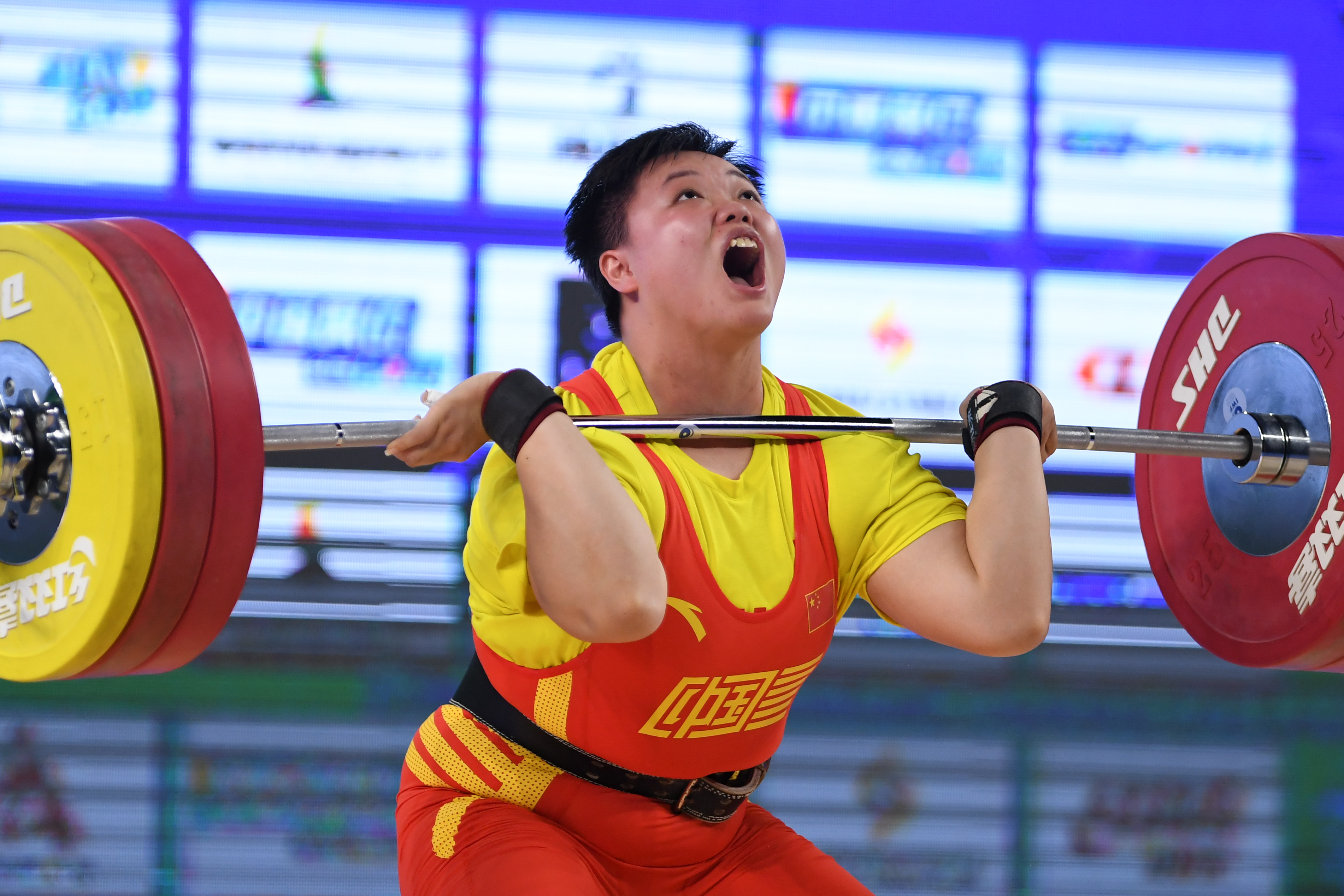 举重——全国女子举重锦标赛:87公斤级a组赛况