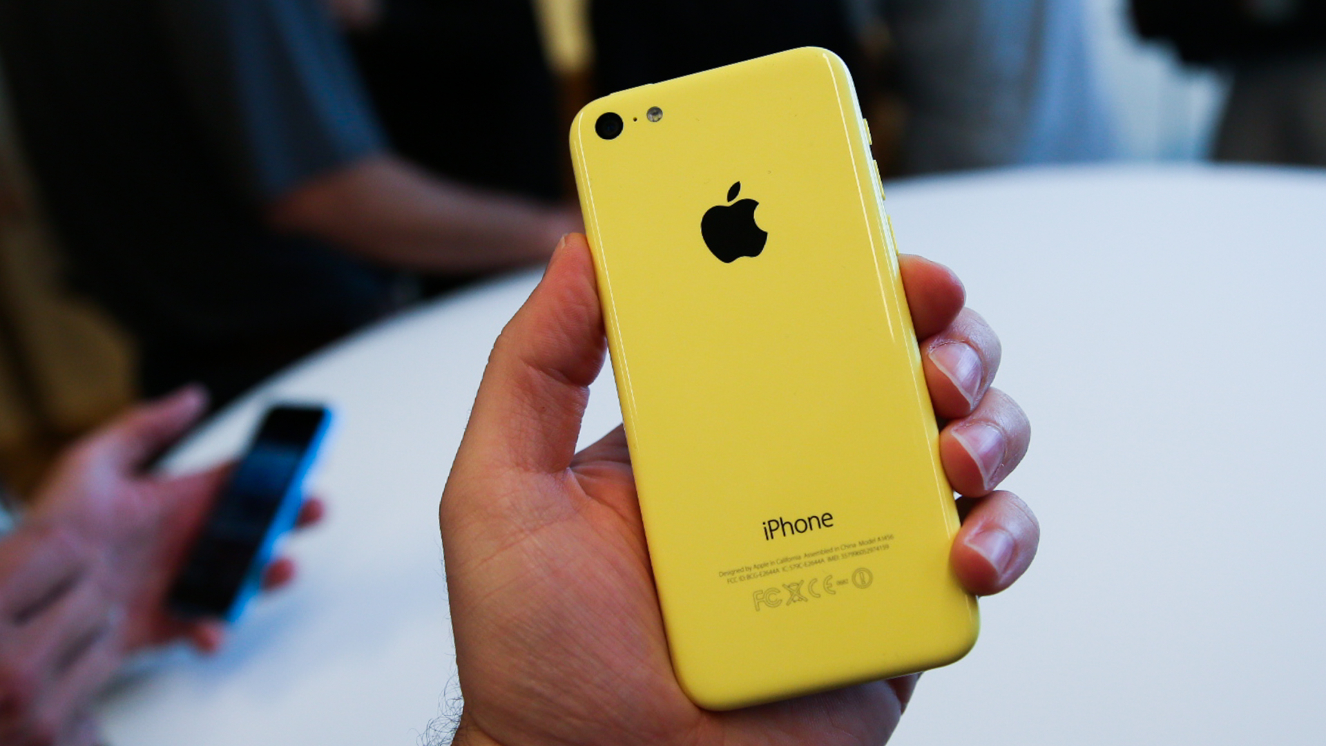 iphone 14,14 plus上架新配色:亮黄色,致敬前辈xr,5c,挺好看