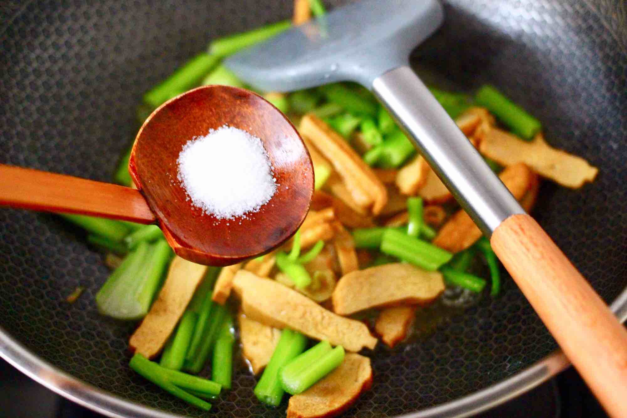 食用盐,该吃海盐还是精盐?一文看懂