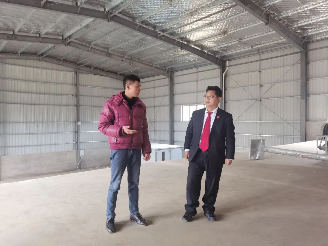 【大走访系列之二】开阳法院党组书记,院长黄余"入村寨"开展"政法大