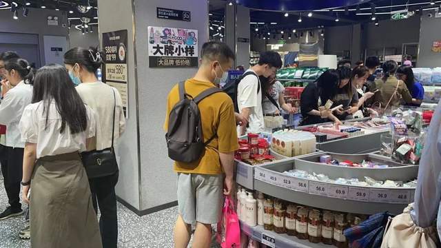 李東樓專欄|品牌折扣店,狂飆在2023