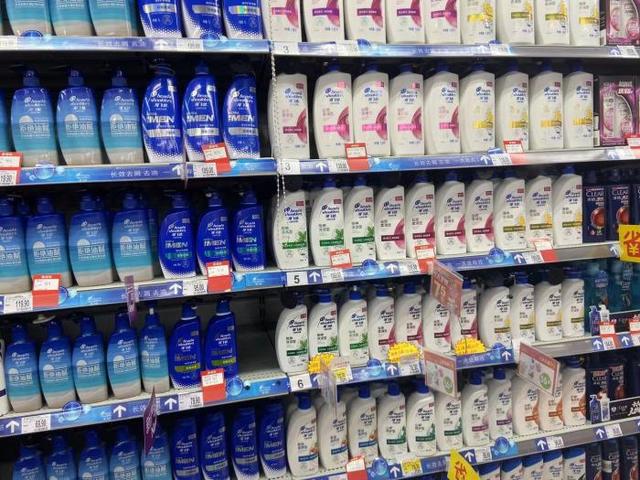 为何现在的年轻人集体"弃用"超市大牌洗发水,选择新国货?