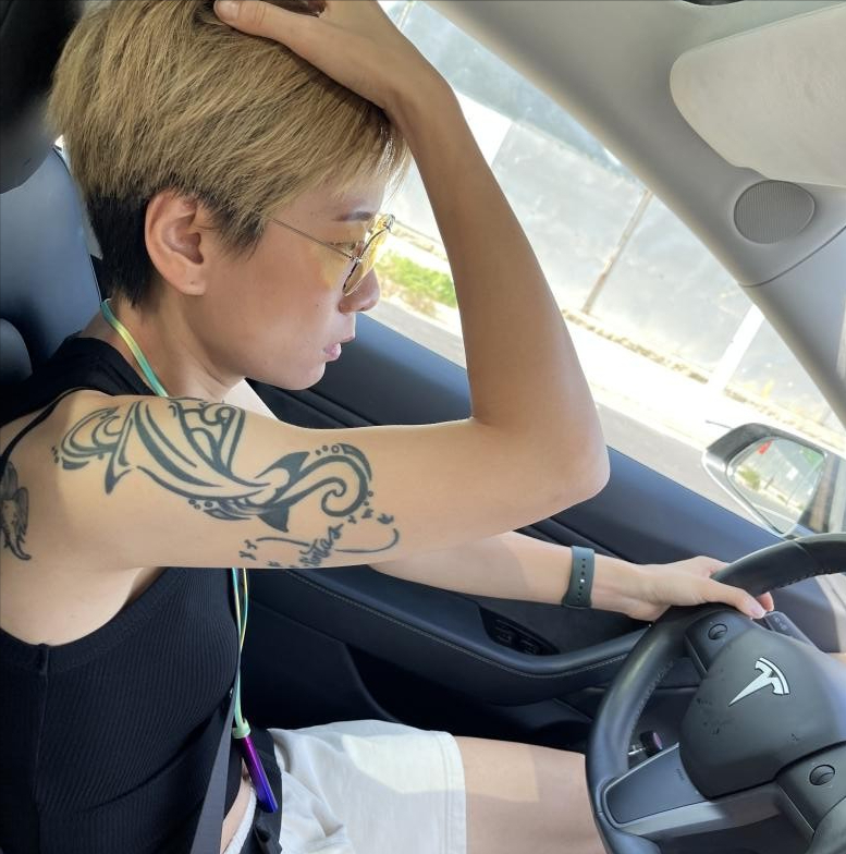 我36岁女骑士,厌倦安稳生活移居泰国,3200元竟能租到两层大别墅