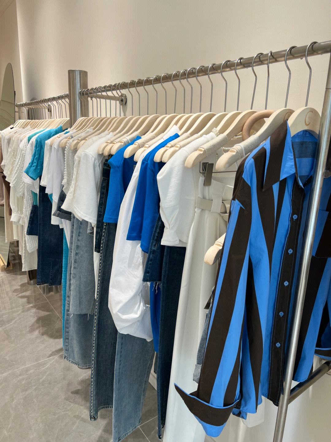 服装陈列搭配技巧