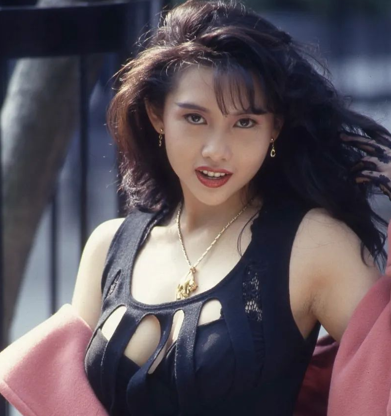 邱淑贞:8年被玩弄,却嫁富豪全身而退!她的非凡智慧令人折服!