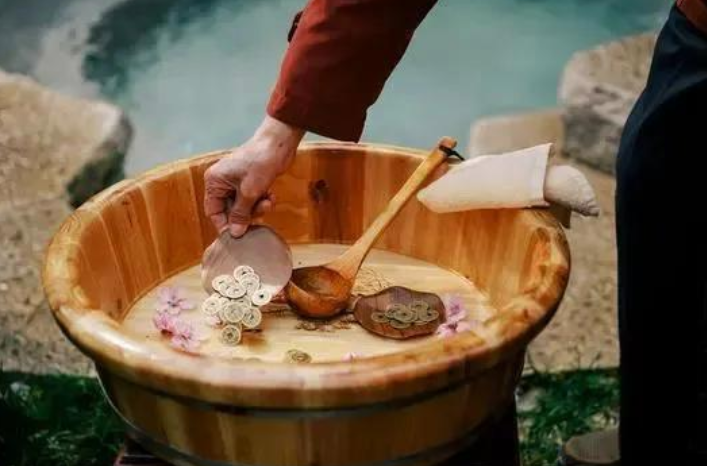 古代没有洗头膏,沐浴露,那古人是怎么保持个人卫生的呢