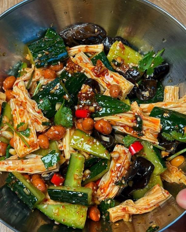 它是"女人宝",抗衰补气血,女人常吃,皮肤显年轻,素颜也漂亮