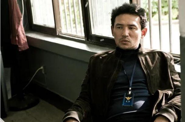 犯罪动作片《不当交易》,讽刺类型的电影,整个剧情直击人心