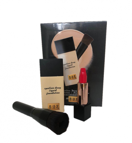 栾诗芝彩妆幻彩粉底液