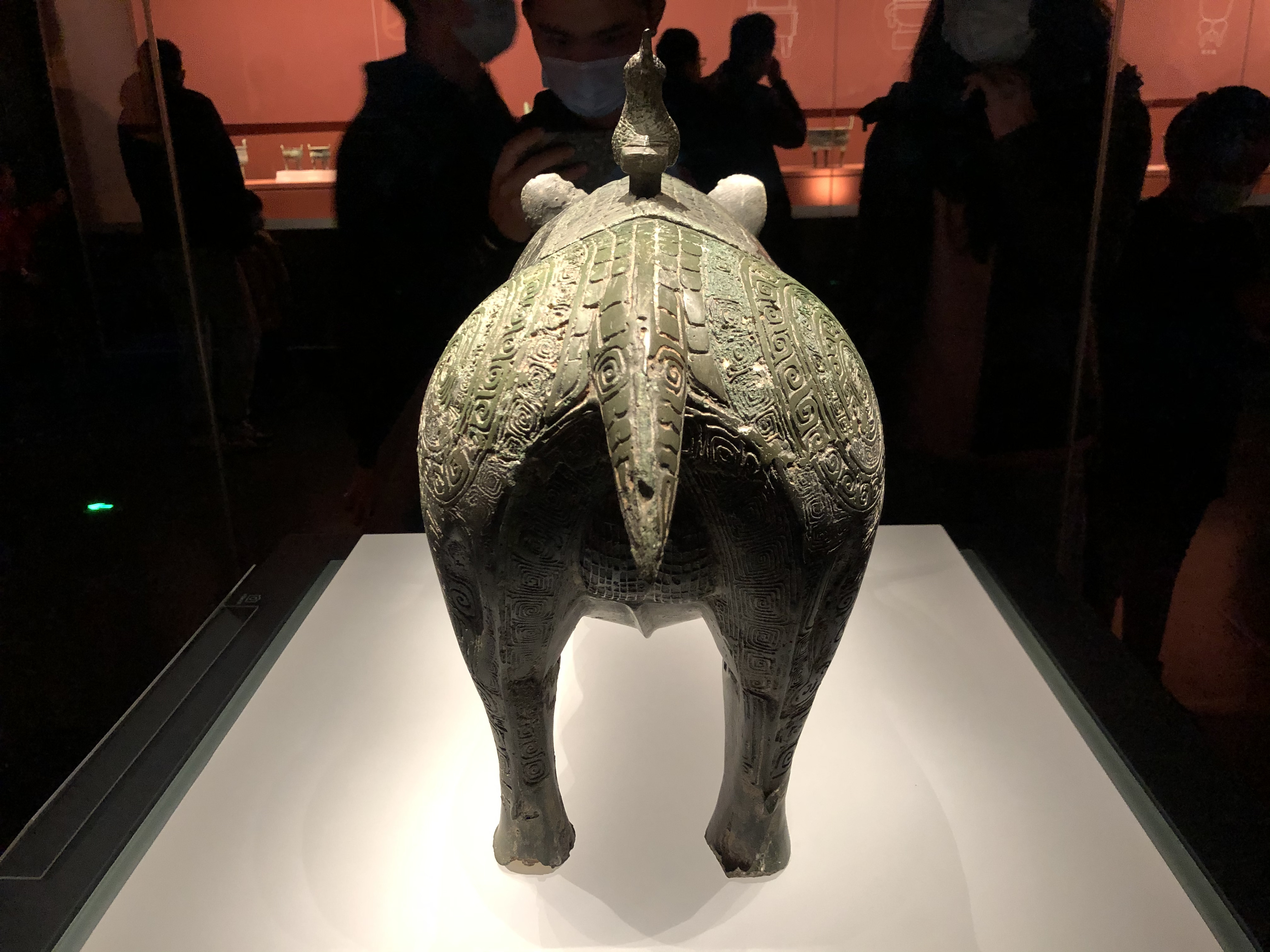 看见文物|以豕为造型的酒尊