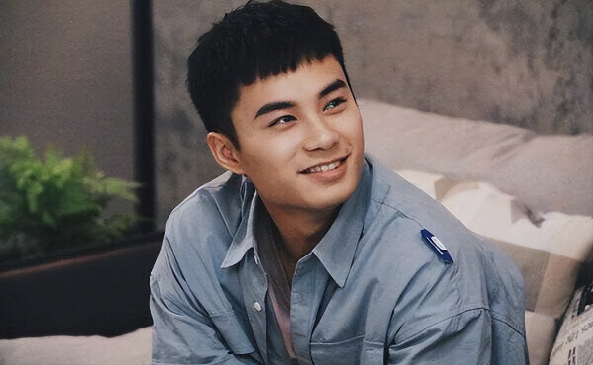 tvb力捧小生孔德贤凭新剧出圈,角色是典型妈宝男,被指撞脸泰星