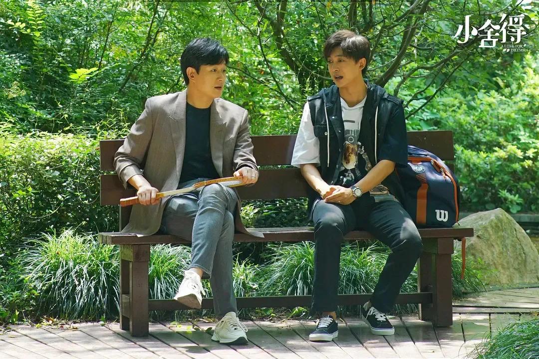 佟大为《小舍得》发文感慨生活不易,网友吐槽:演员片酬过亿装啥