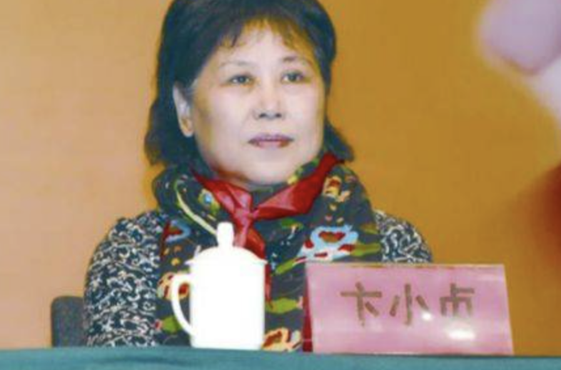 《泉水叮咚响》卞小贞:丈夫为爱放弃出国,脑瘫儿子是我们的骄傲