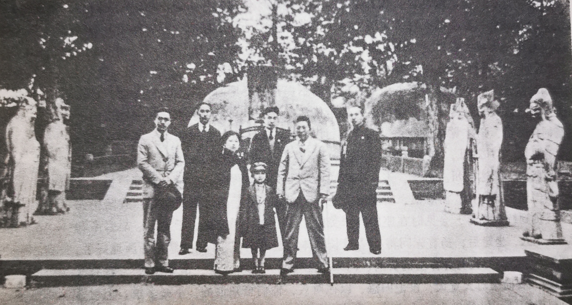 杨虎城二妻张蕙兰:丈夫遇害后守寡44年,养出一子五女皆成才