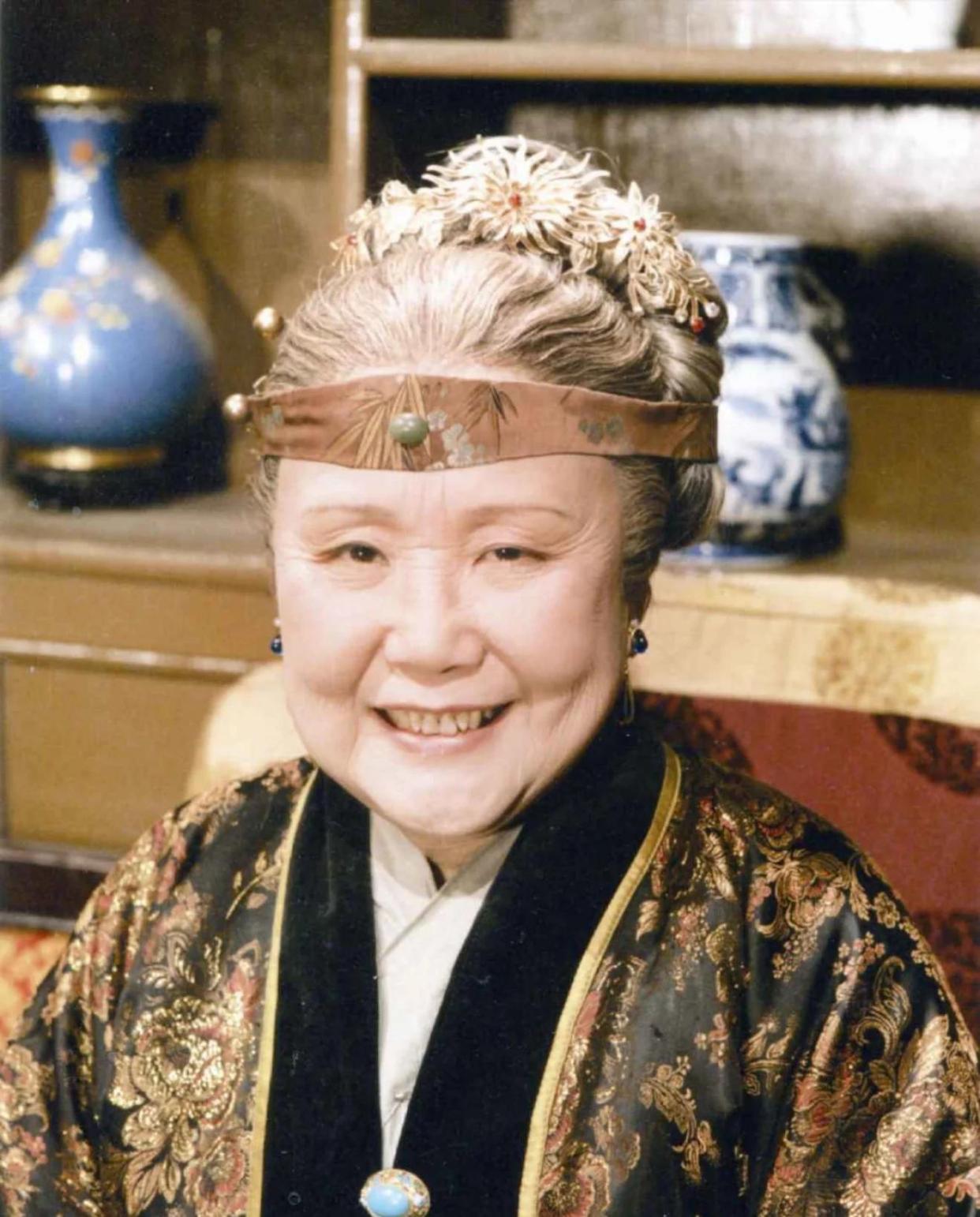 《红楼梦》:"乌进孝送租"说明了什么?