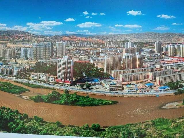 海东市在建一学校,在河湟新区占地面积100亩,这个事办的漂亮!