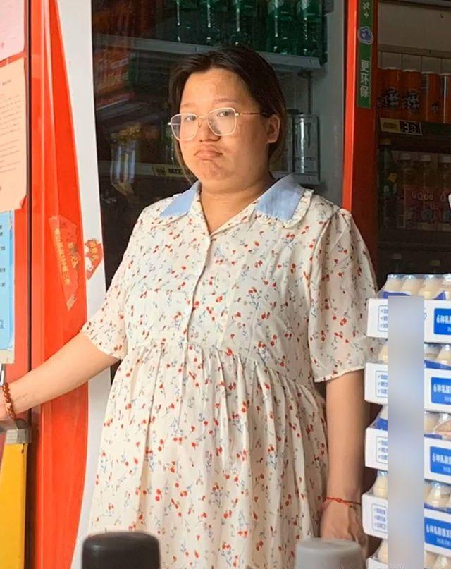 中年女人出门很加分的5个小细节,赶快学起来,摆脱"油腻"标签