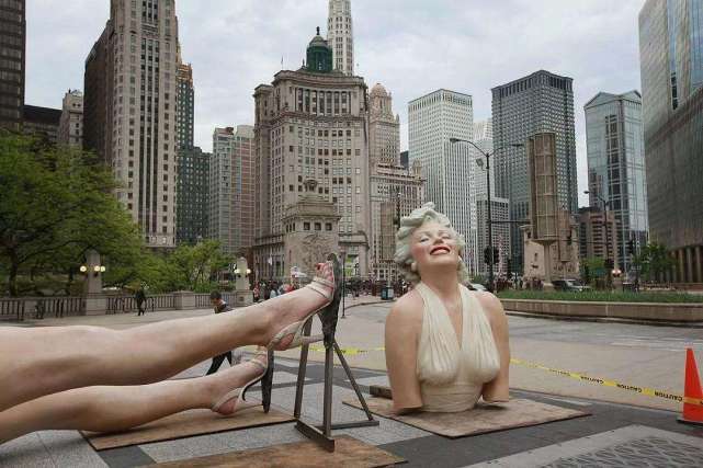 世界上"最污"的雕像,每年吸引大量游客观赏,当地人却建议拆除