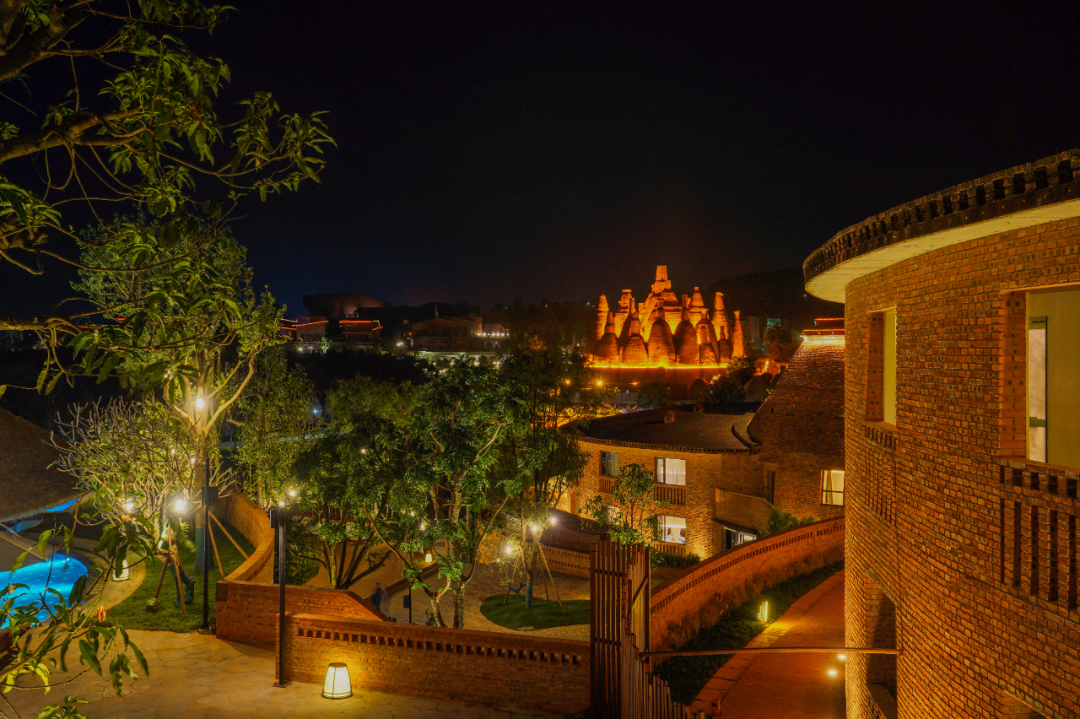 云南弥勒东风韵美憬阁精选酒店,含双人下午茶,东风韵双人门票!