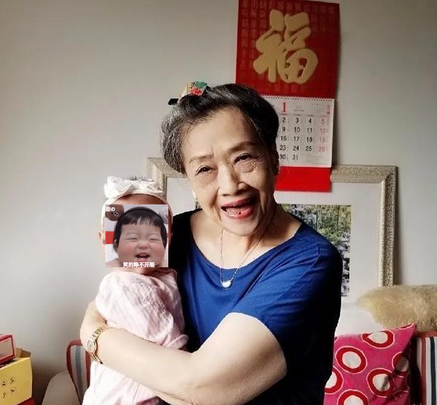 比李谷一还优雅的老艺术家,83岁朱逢博真时髦,年轻时更是美人