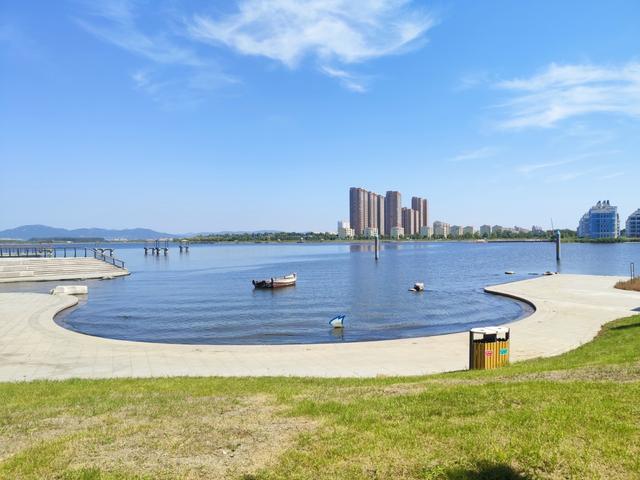 走过乳山银滩潮汐湖湿地公园,才寻找到心中永恒的乡愁