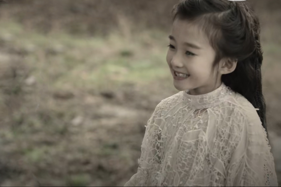 《司藤》:"分体"西竹出现,司藤被丘山"圈养"的童年终治愈