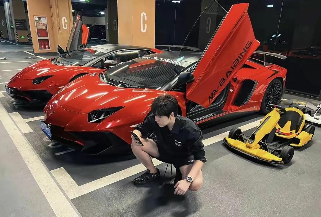 3000万粉丝网红白冰上海购置500多平豪宅,总价9000多万安家落户